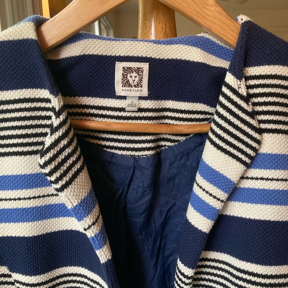 Anne Klein Blue and White Striped Collarless Tulip Cotton Blazer Jacket (6) - Picture 9 of 12